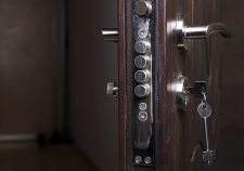 puerta de seguridad